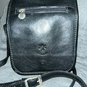 Elegant Black Leather Crossbody Bag